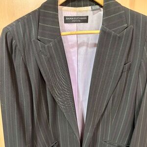 2-piece Dana Buchman suit in petite